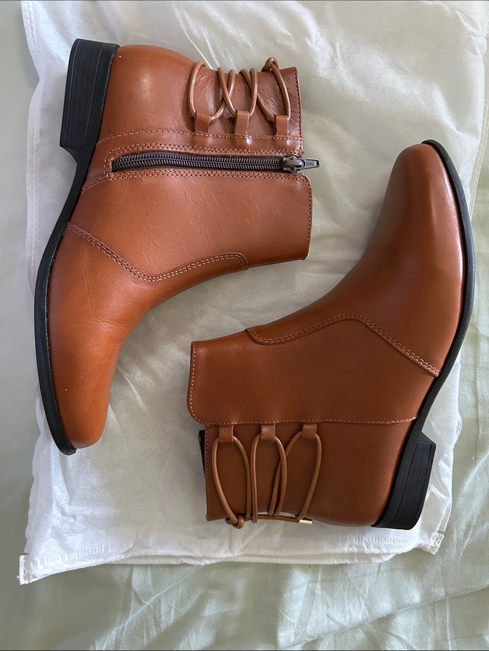 Arezzo Women's Tan Ankle Boots with Side Zip- New Without Tags